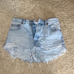 ZARA LIGHT BLUE JEAN SHORTS